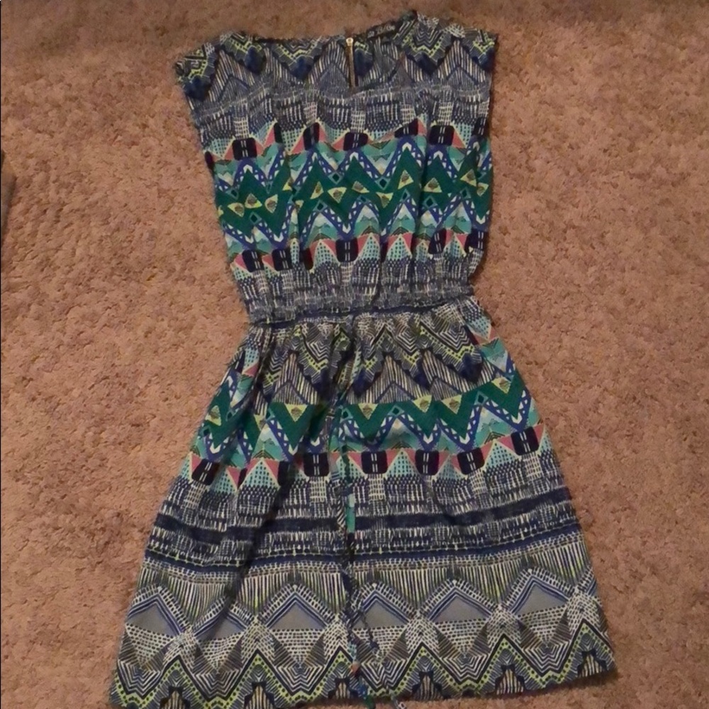 Cute summer dress with pockets😬